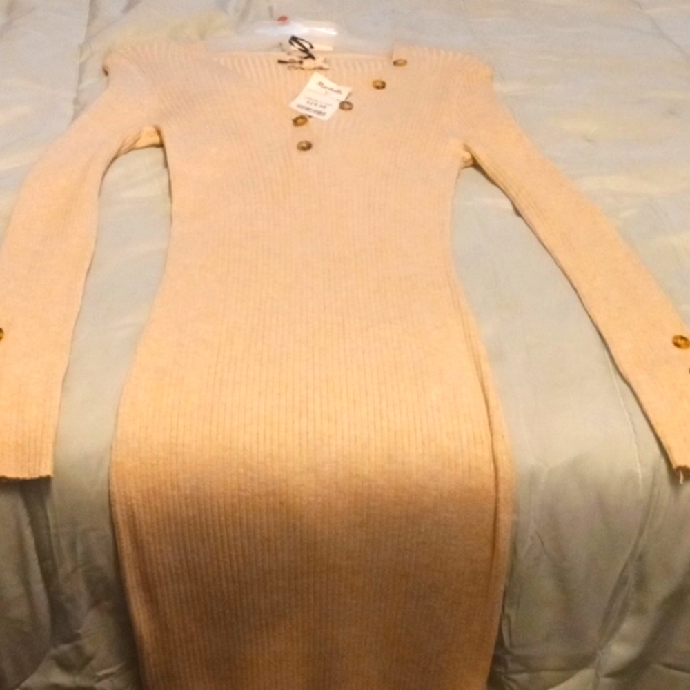 Fitted casual dress